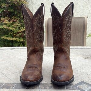 Ariat Brown Cowboy Western Boots with Distressed Leather